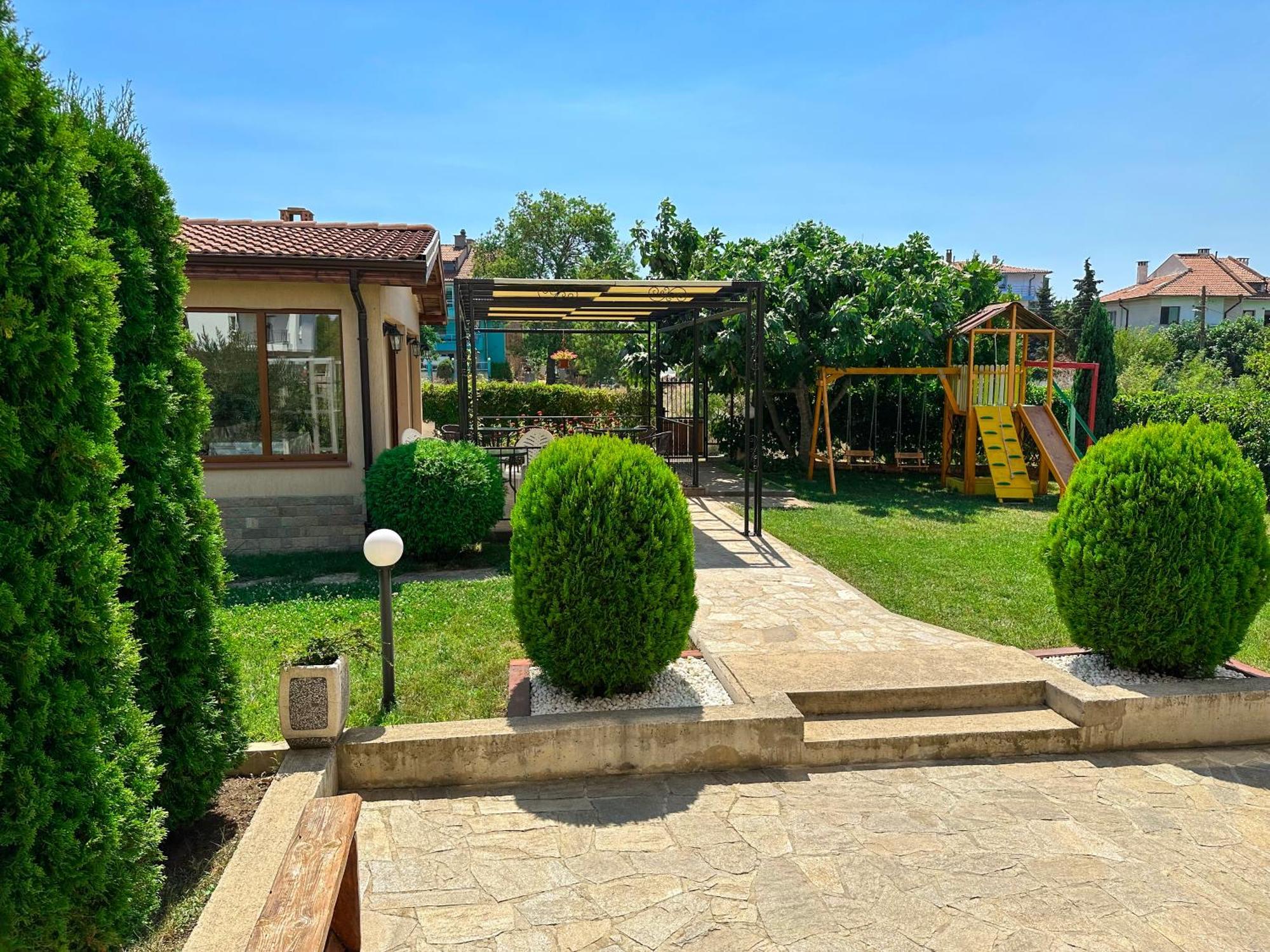 Guest House Moiata Kashta Chernomorets Ngoại thất bức ảnh