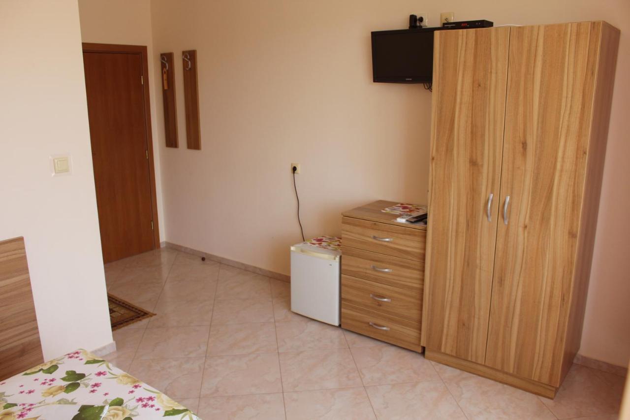 Guest House Moiata Kashta Chernomorets Ngoại thất bức ảnh